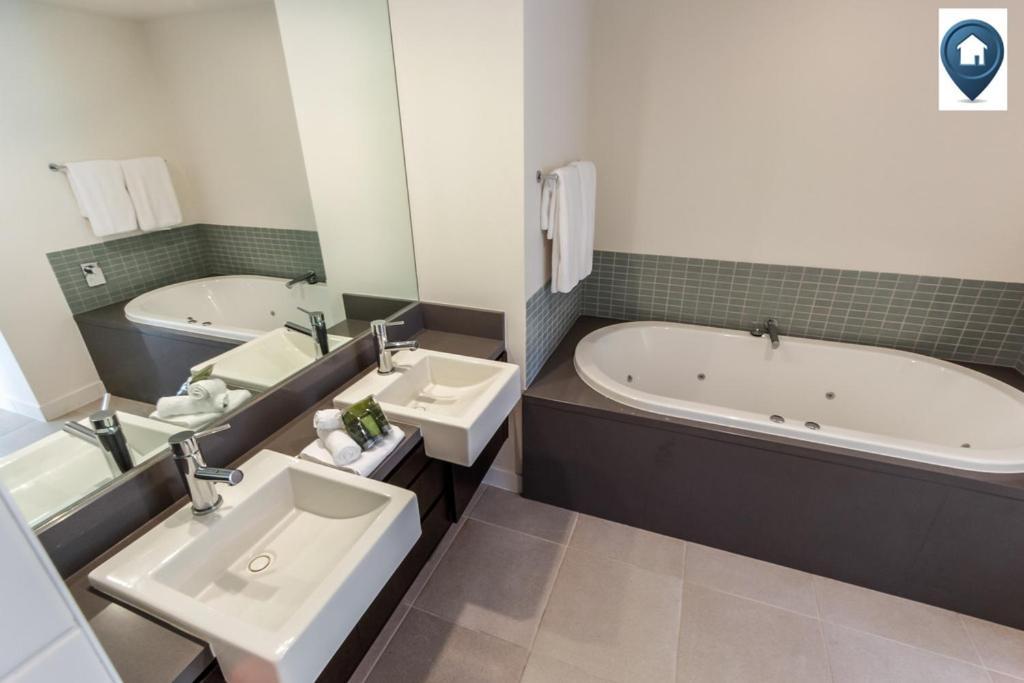Port Douglas Private Apartments In Temple Екстер'єр фото